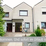 Fuer 6 In 2 Baeder, Garten & Strandkorb Am *