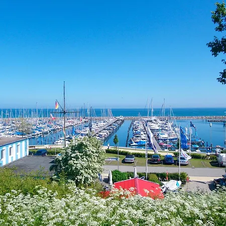 Ferienhaus Fuer 6 In Groemitz 2 Baeder, Garten & Strandkorb Am Strand Tatil Evi Grömitz