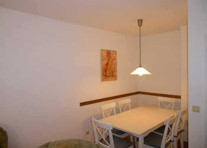 Wichmanninkl Strandkorb Am Free Wlan Bis 6 Personen, Platz Fuer Ihre Fahrraeder *